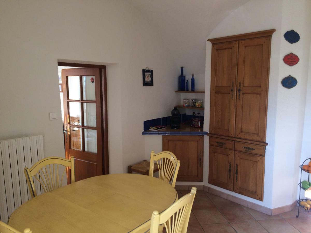 La Maison De Valentine Jarjayes Bagian luar foto